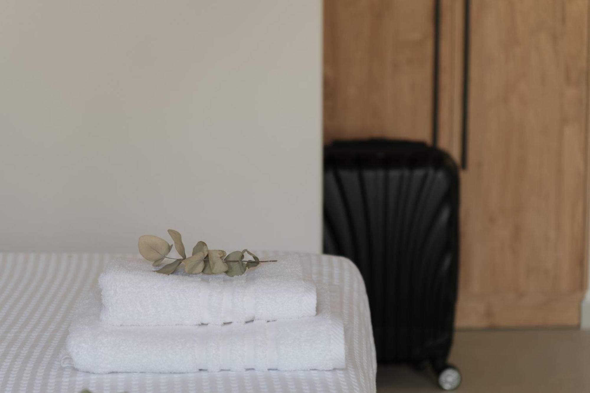Aparthotel Kalypso Gouviá Extérieur photo