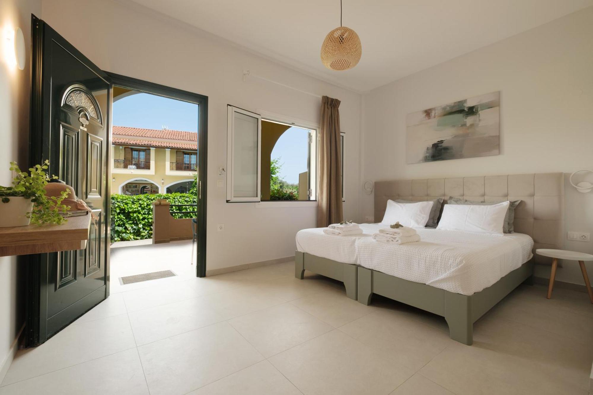 Aparthotel Kalypso Gouviá Extérieur photo