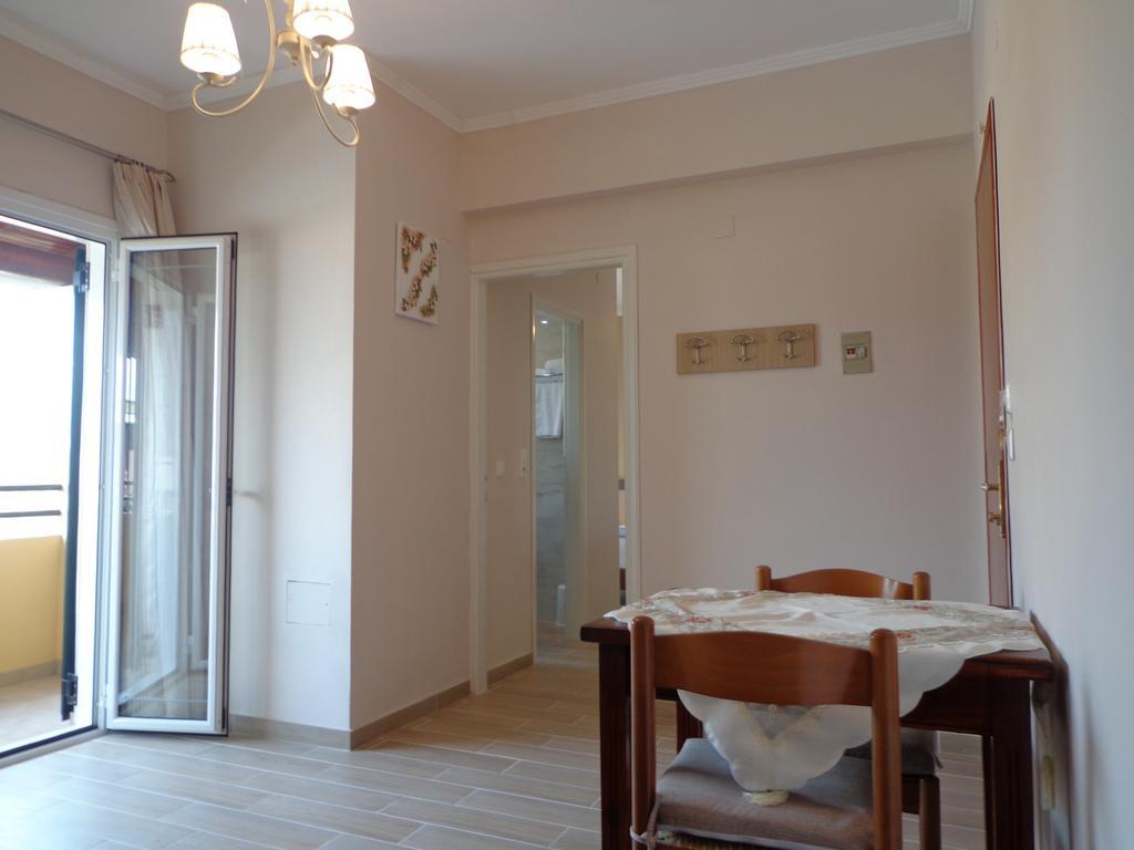 Aparthotel Kalypso Gouviá Chambre photo